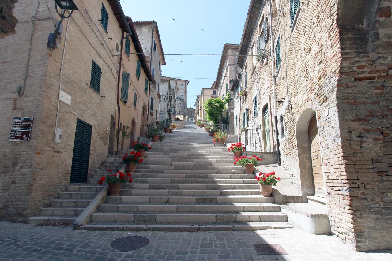 Hotel Palazzo Meraviglia Albergo Diffuso Corinaldo Exterior foto